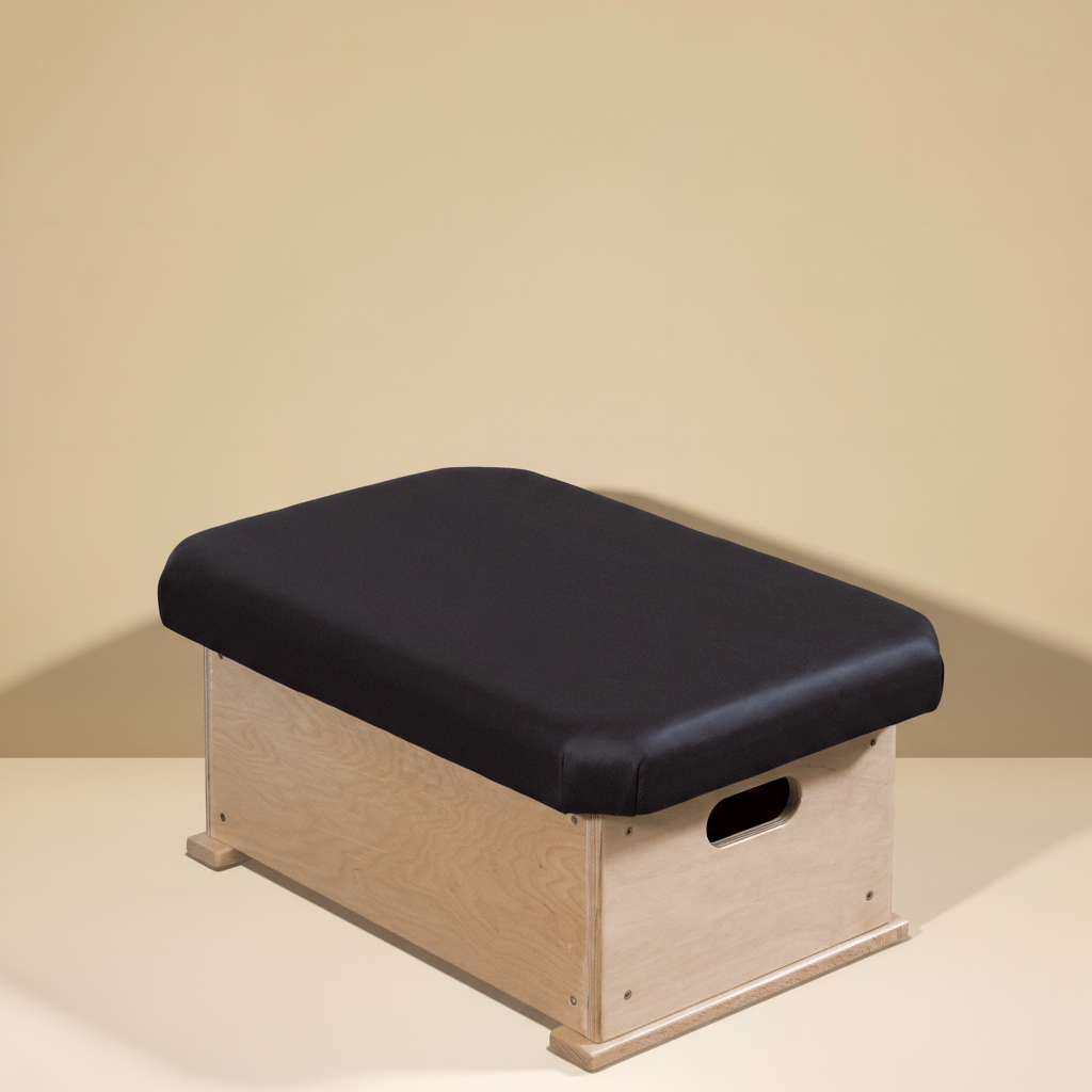 Tornazsámoly – fenyő káva szerkezettel, biztonságos és stabil kivitel